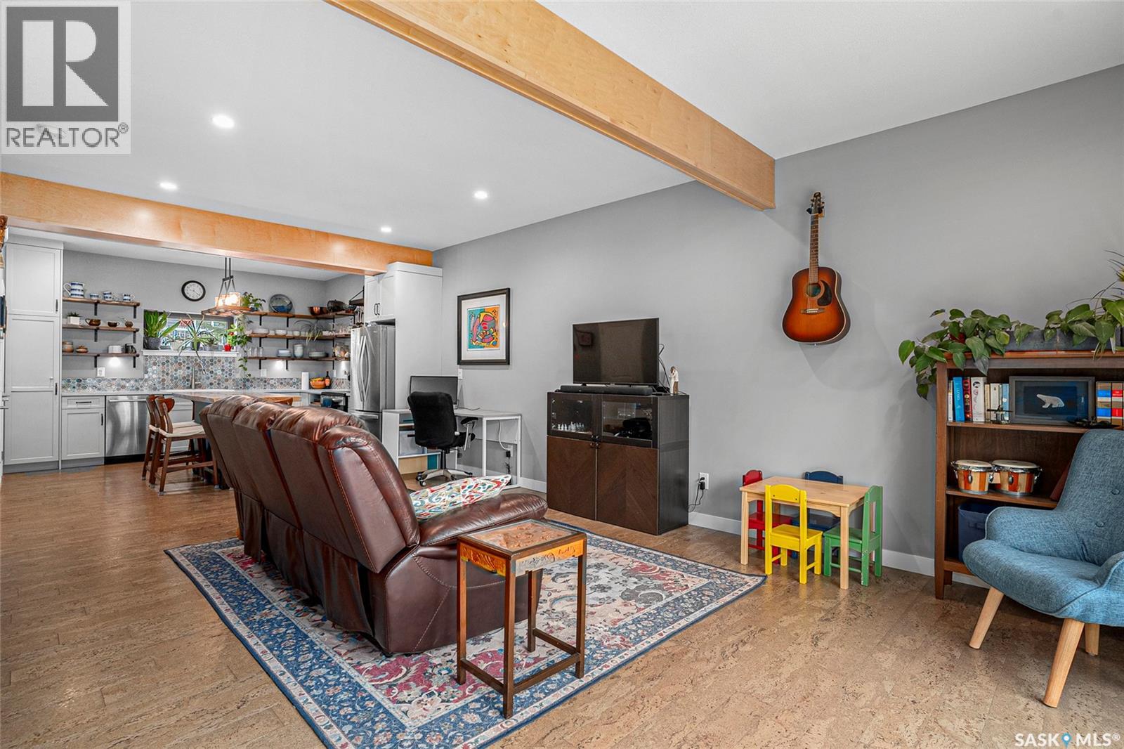 #4 475 L AVENUE S - 7