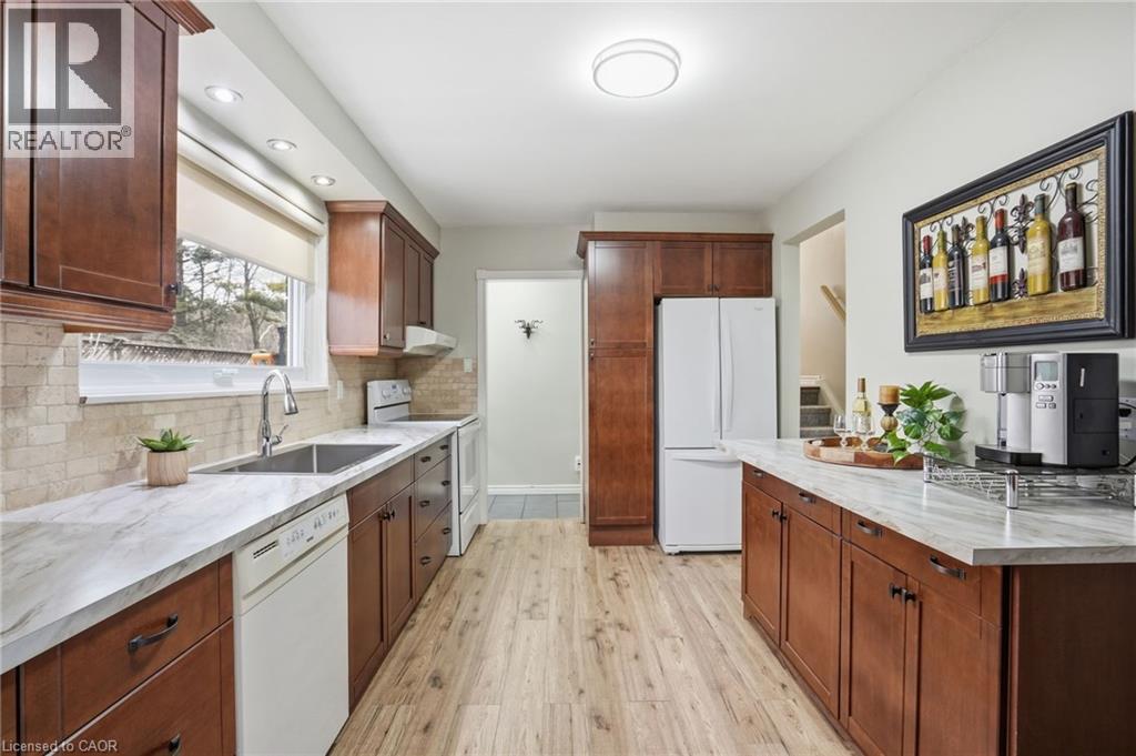 345 ERINDALE Drive - 10