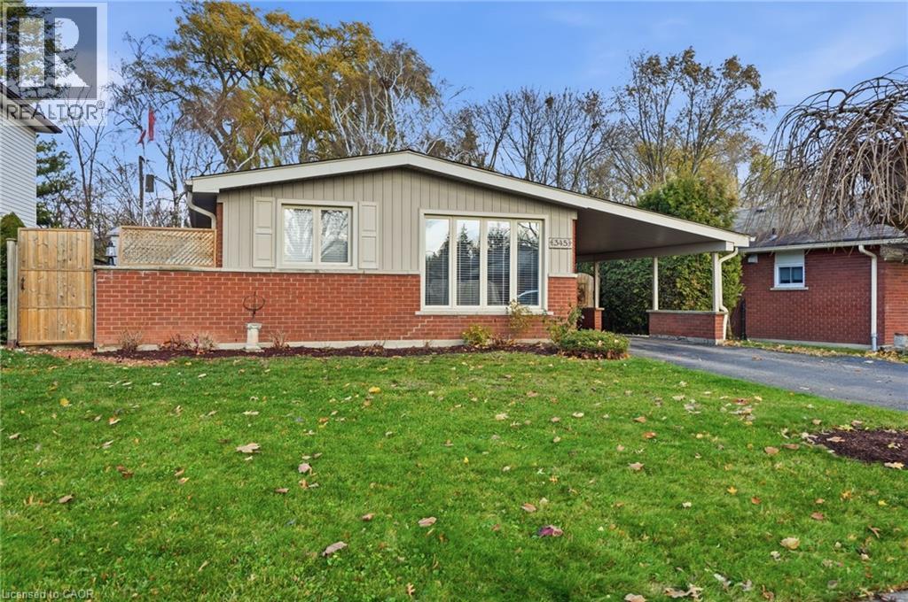 345 ERINDALE Drive, Burlington, Ontario, L7L4T3 — Photo 2
