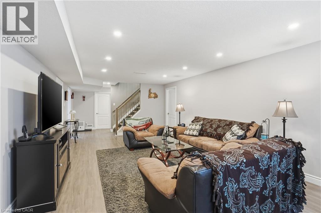 35 PATTEN Drive, St. George, Ontario, N0E1N0 — Photo 30