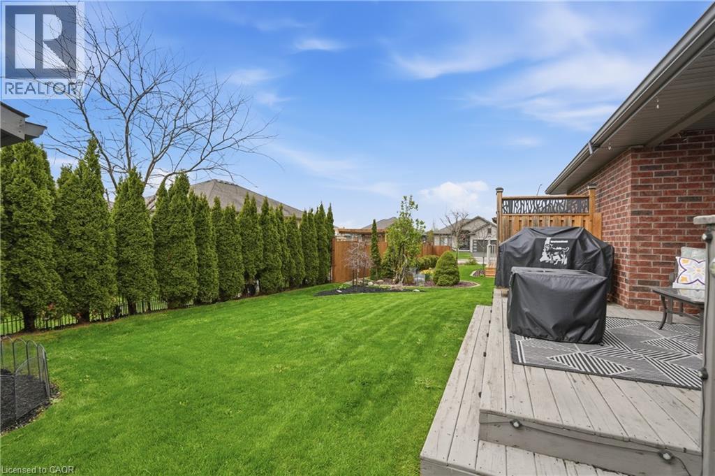 35 PATTEN Drive, St. George, Ontario, N0E1N0 — Photo 2