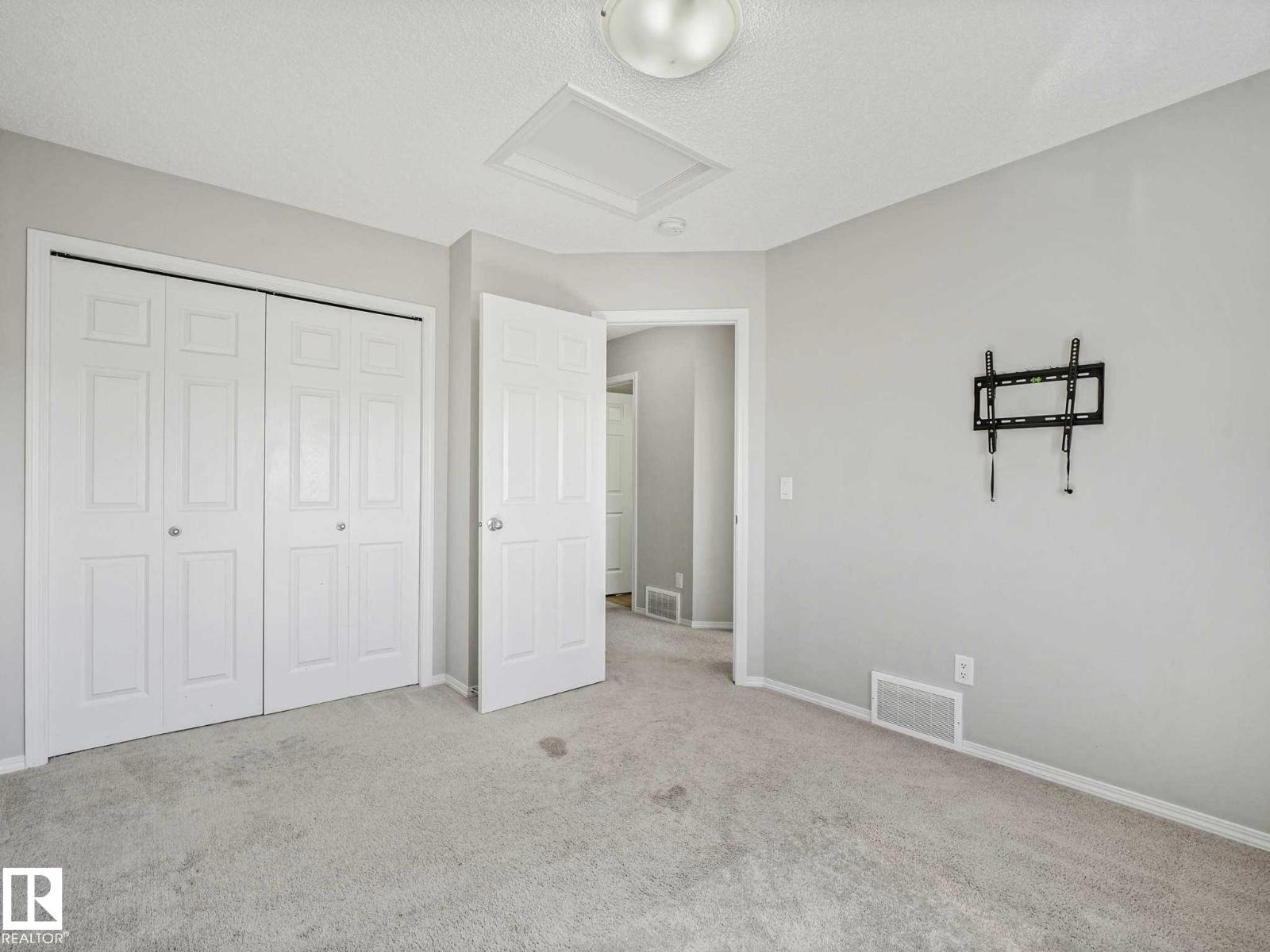 2435 12 AV NW - 44