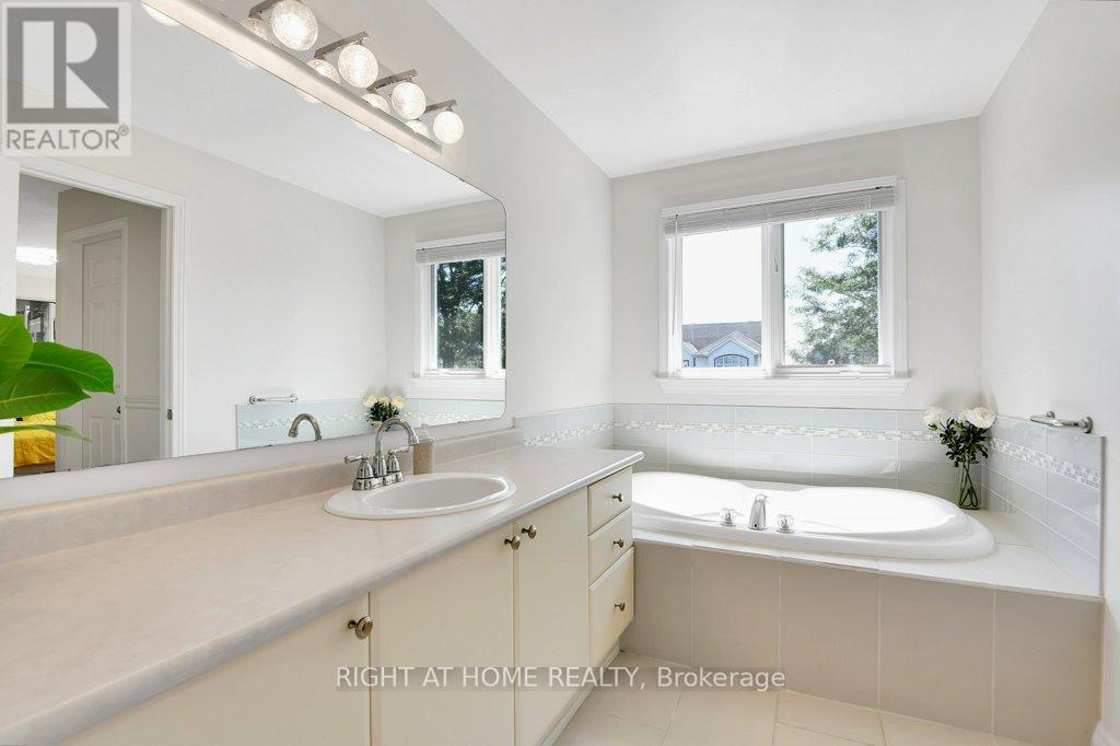 33 SPUR AVENUE - 12