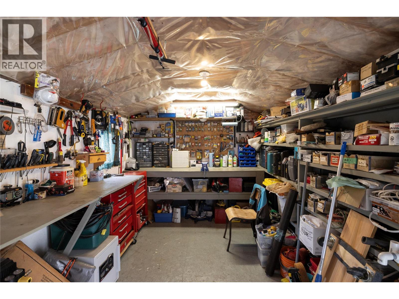 5708 Tuktakamin Road - 38