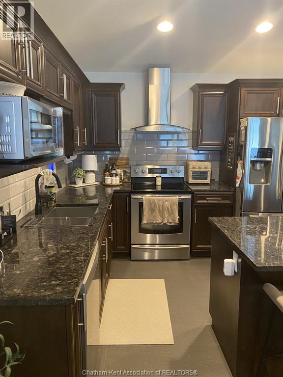 1048 CLOVER AVENUE, Windsor, Ontario, N8P1V8 — Photo 13