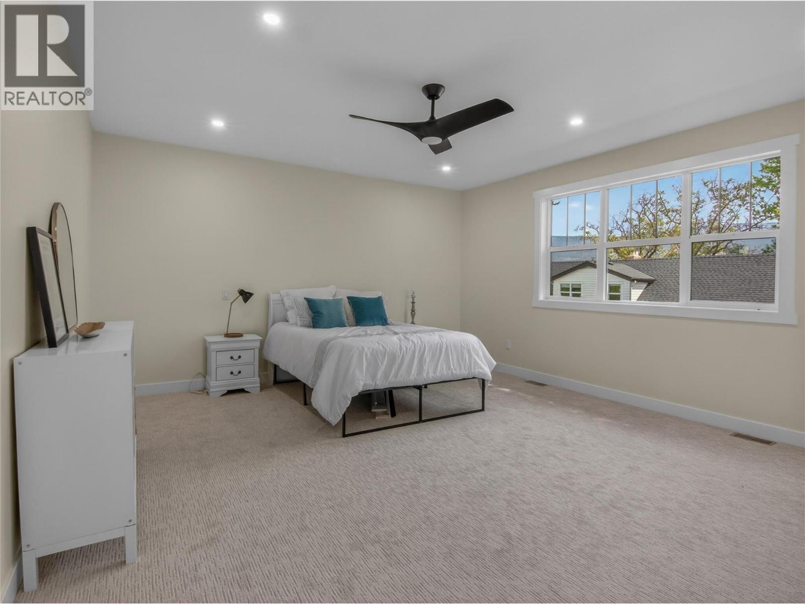 #101 6609 Nixon Road - 19