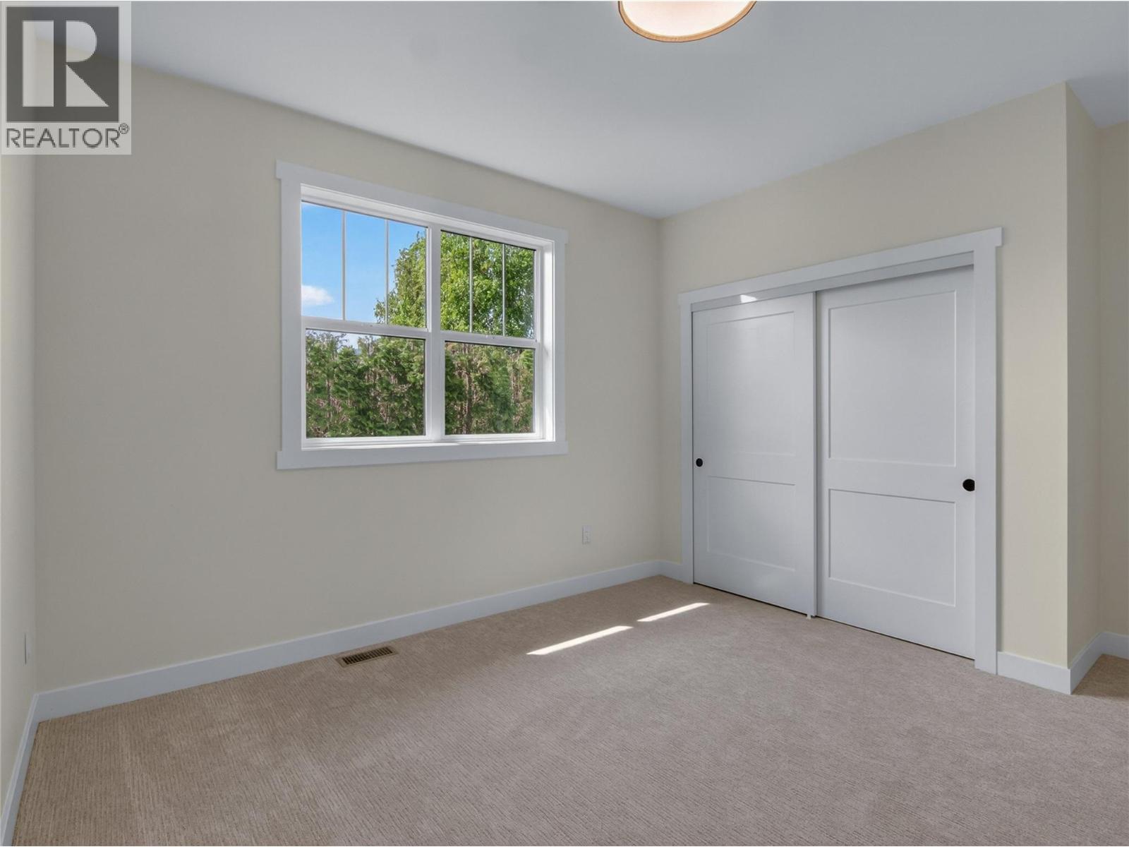 #101 6609 Nixon Road - 35