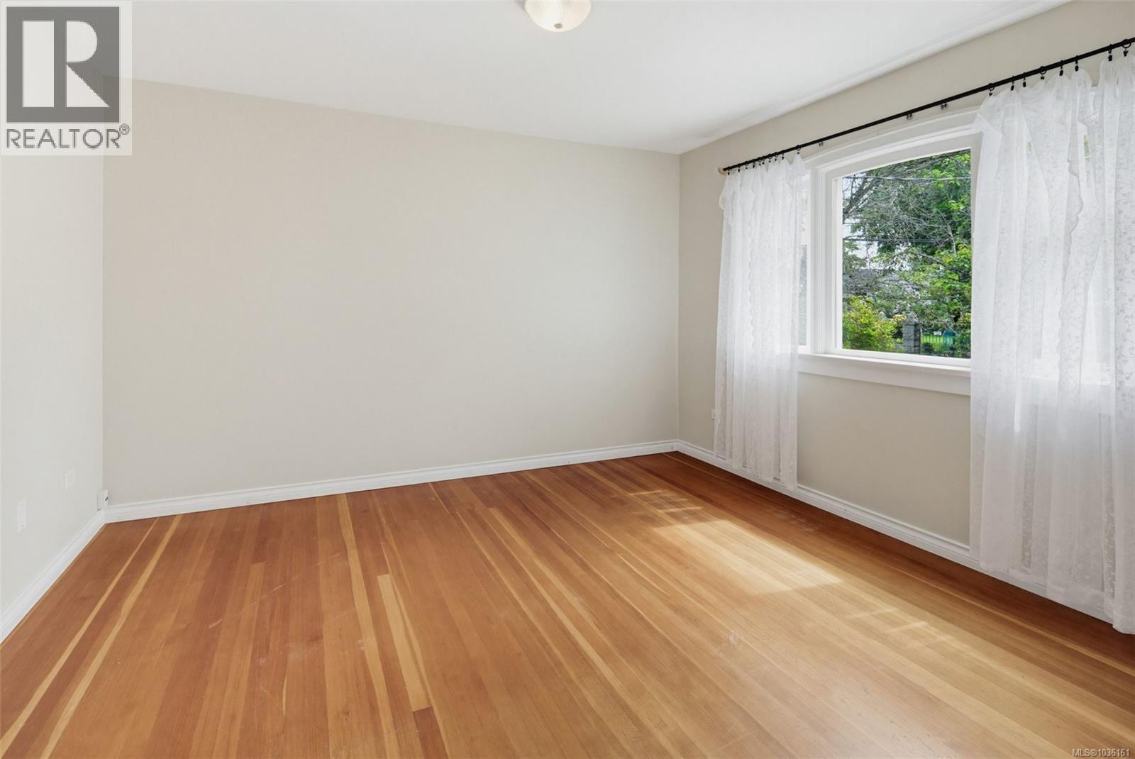 1250 Rockland Ave - 13