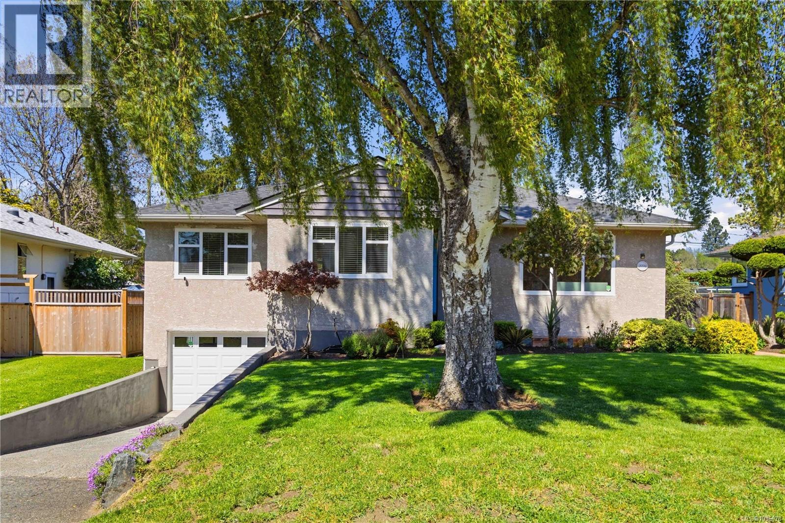 2228 Pacific Ave - 2
