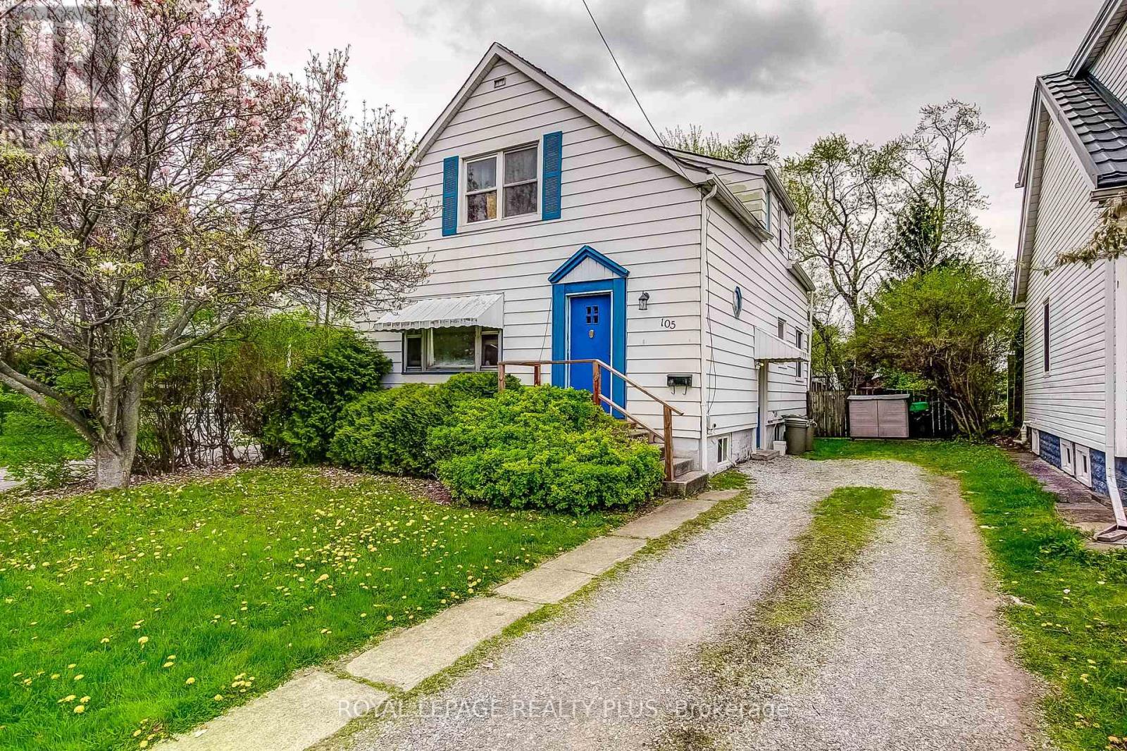 105 HILLVIEW STREET - 2