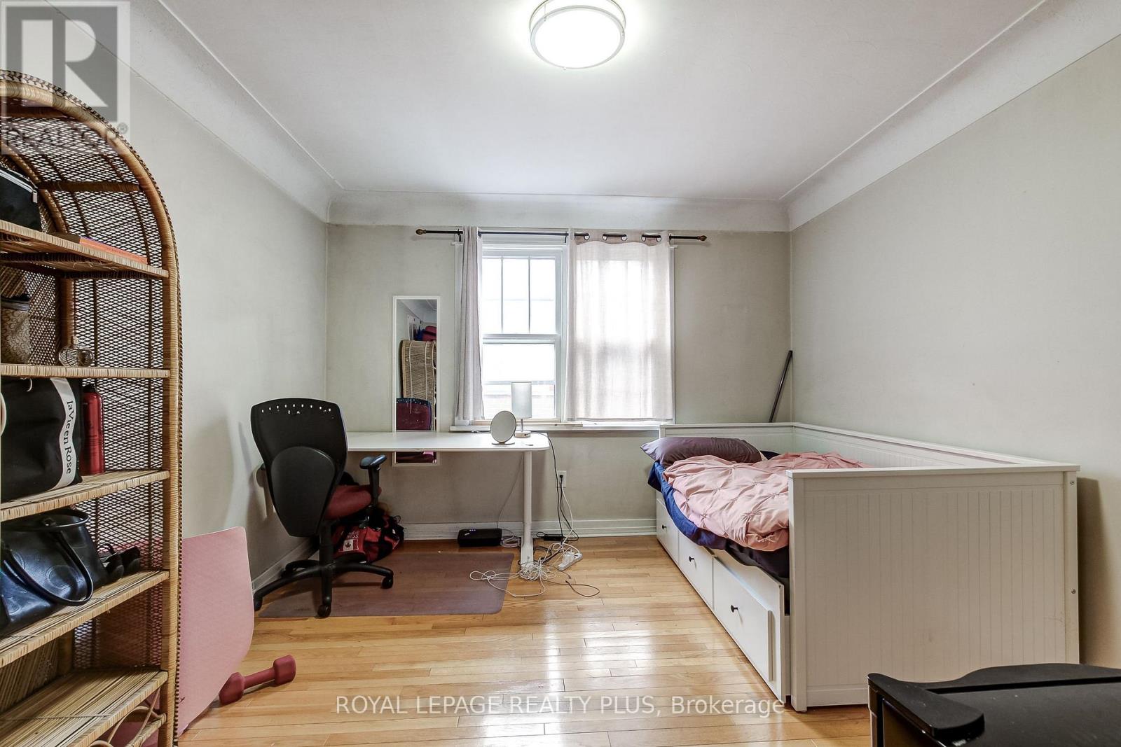 105 HILLVIEW STREET - 7