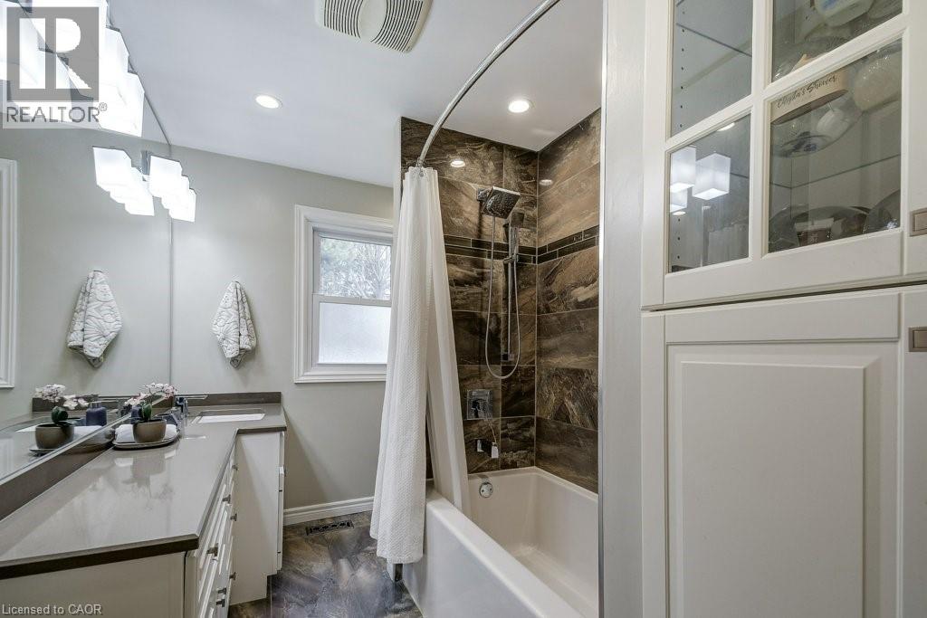 121 ELGIN Street, Waterdown, Ontario, L0R2H0 — Photo 17