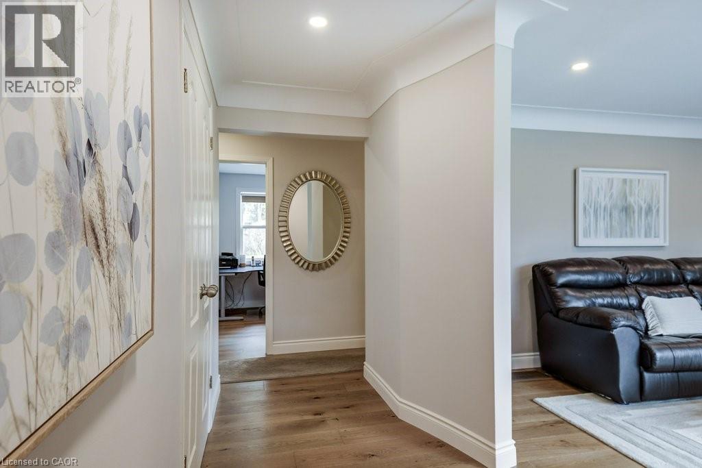 121 ELGIN Street, Waterdown, Ontario, L0R2H0 — Photo 5
