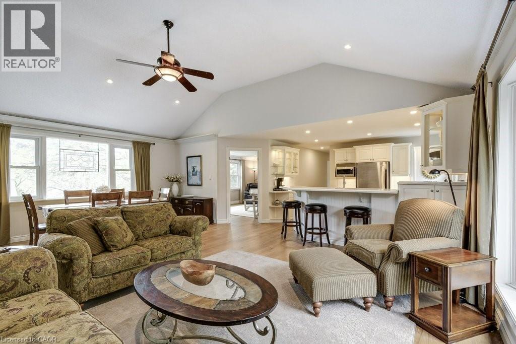 121 ELGIN Street, Waterdown, Ontario, L0R2H0 — Photo 9