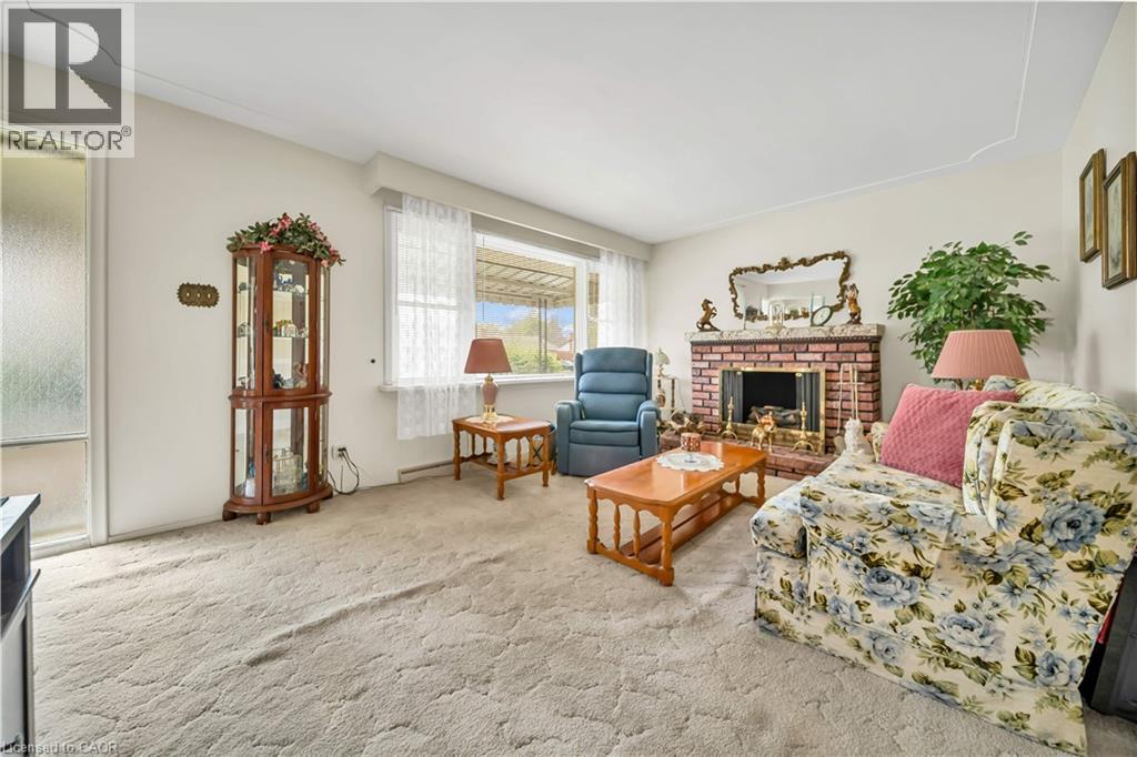 144 BYRON Avenue, Kitchener, Ontario, N2C1Z8 — Photo 10