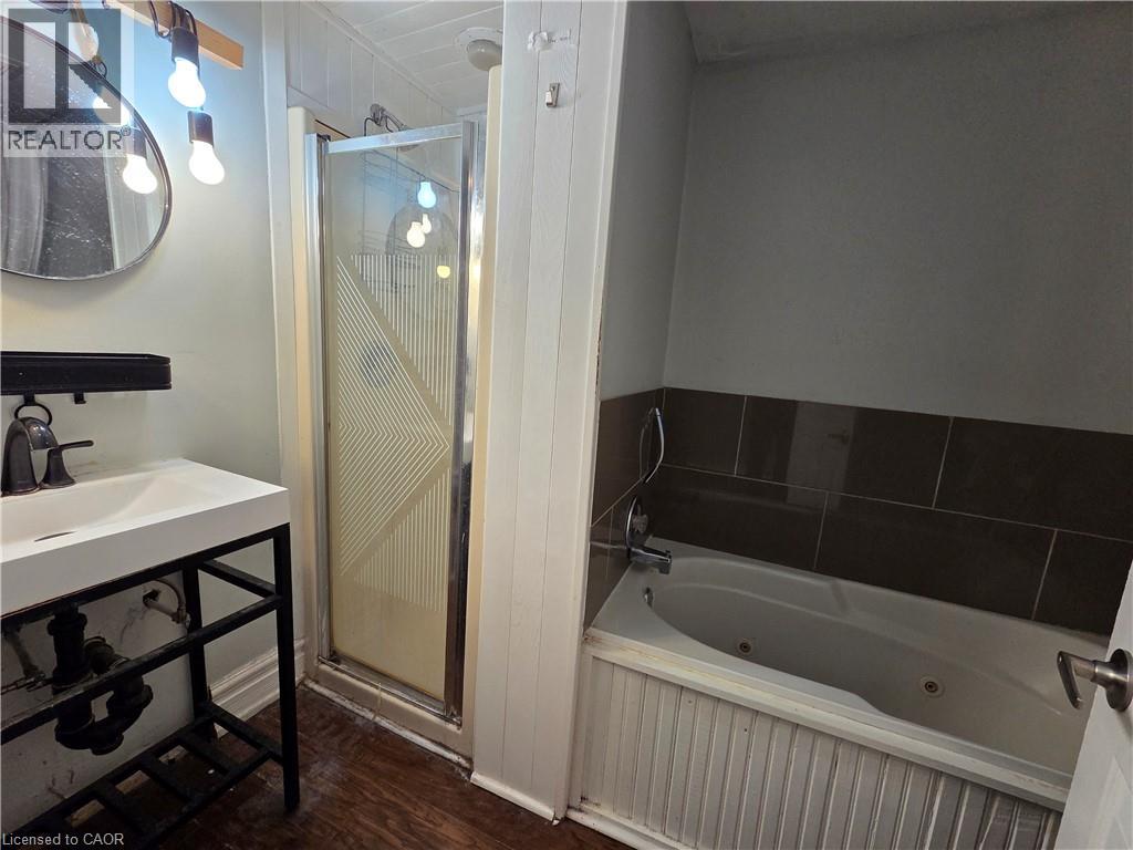 2021 EDINBURGH Drive Unit# 2, Burlington, Ontario, L7R2C8 — Photo 7