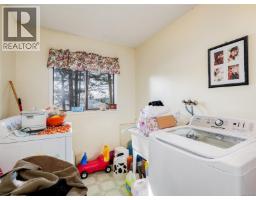 2042 Glenidle Rd, Sooke, BC V9Z0A9 Photo 22
