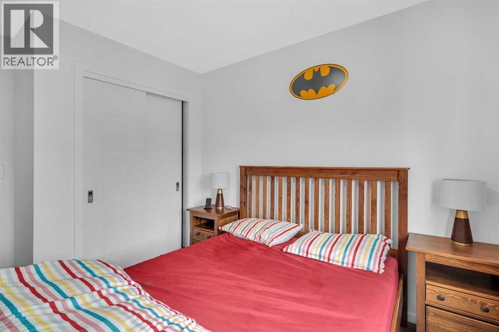 271 Carringham Road NW - 24