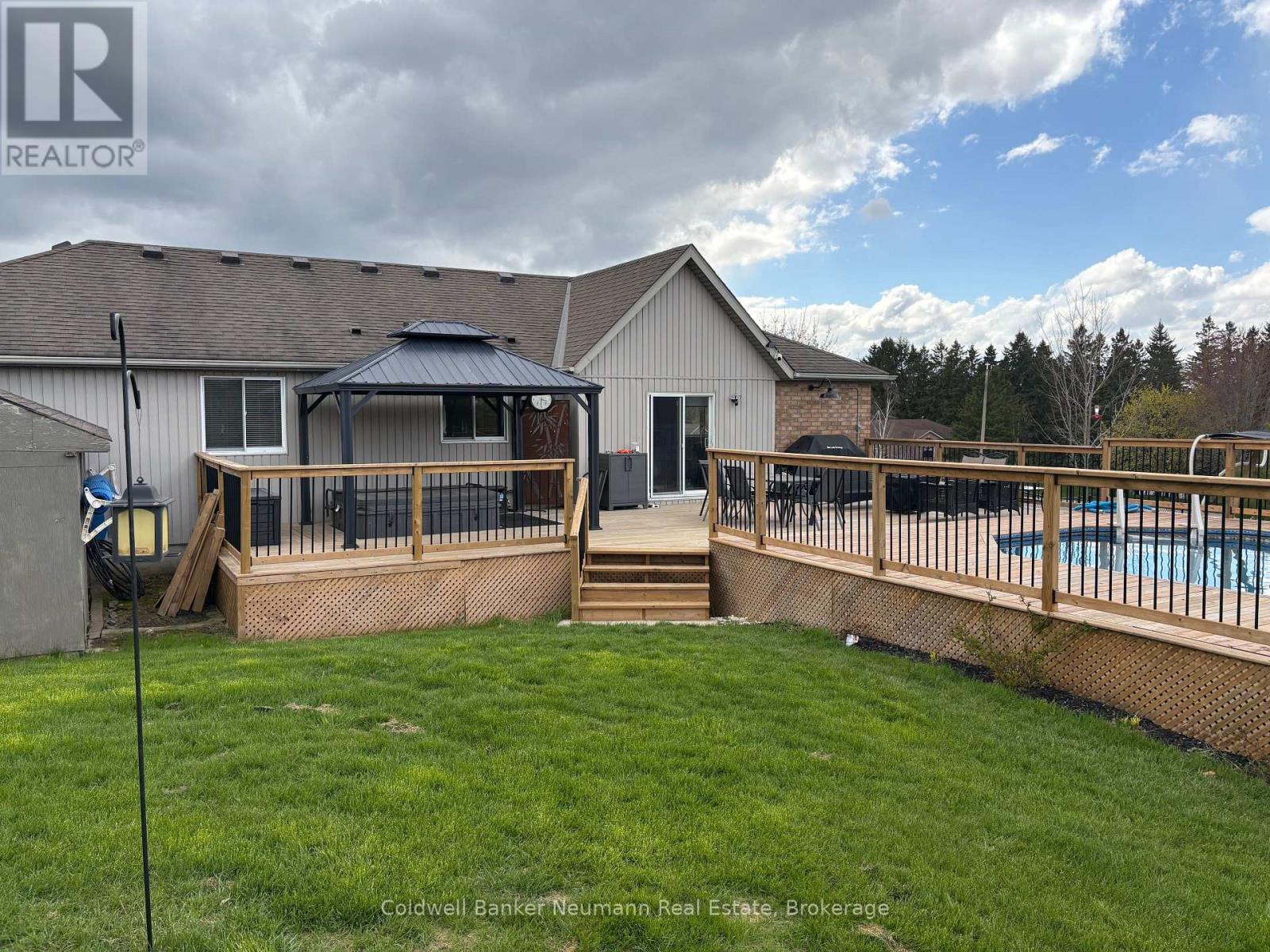 49 TORRANCE LANE - 26