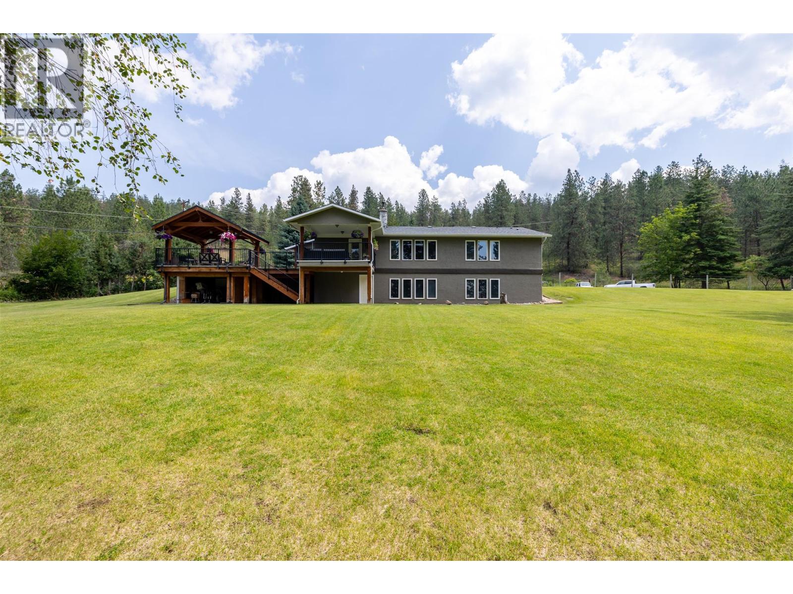 6051 Postill Lake Road - 6