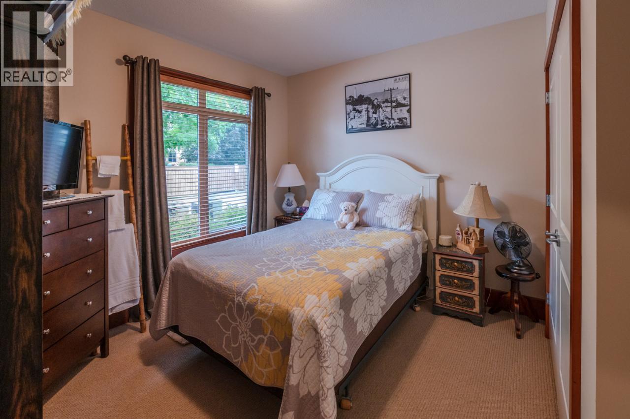 7200 COTTONWOOD Drive Unit# 38, Osoyoos