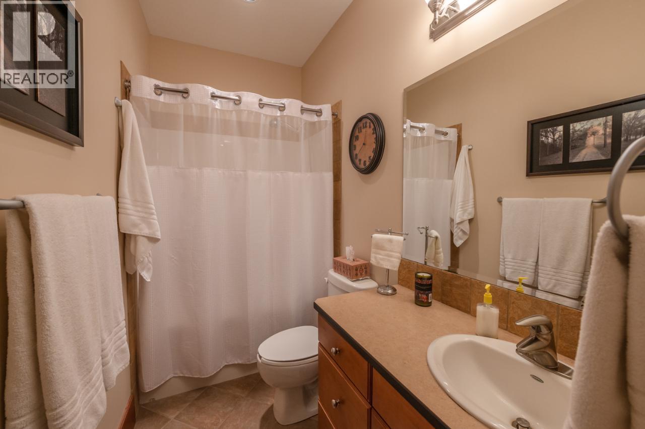 7200 COTTONWOOD Drive Unit# 38, Osoyoos