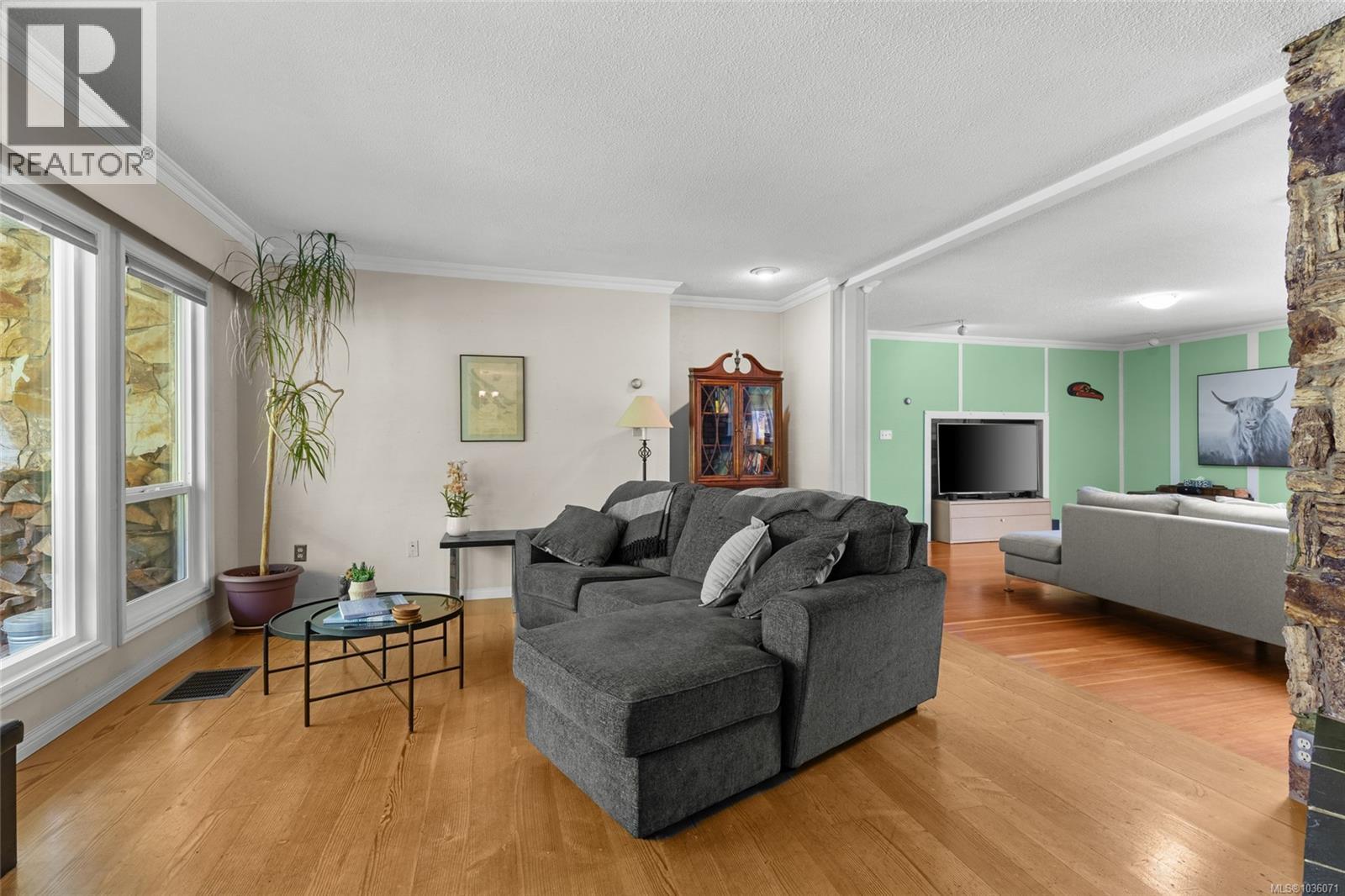1176 Shawnigan-Mill Bay Rd - 8