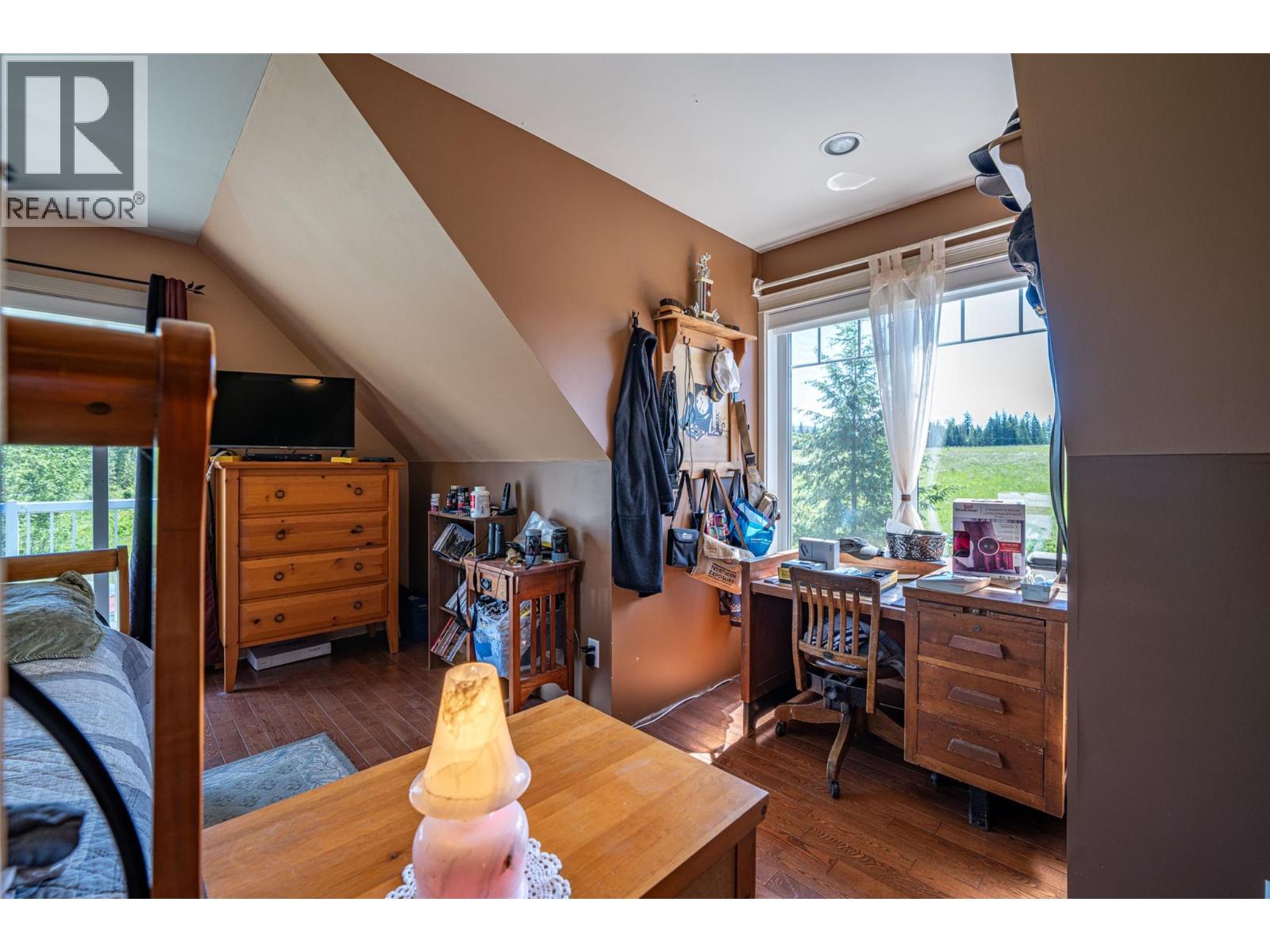  9255 Firehall Frontage Road, Salmon Arm