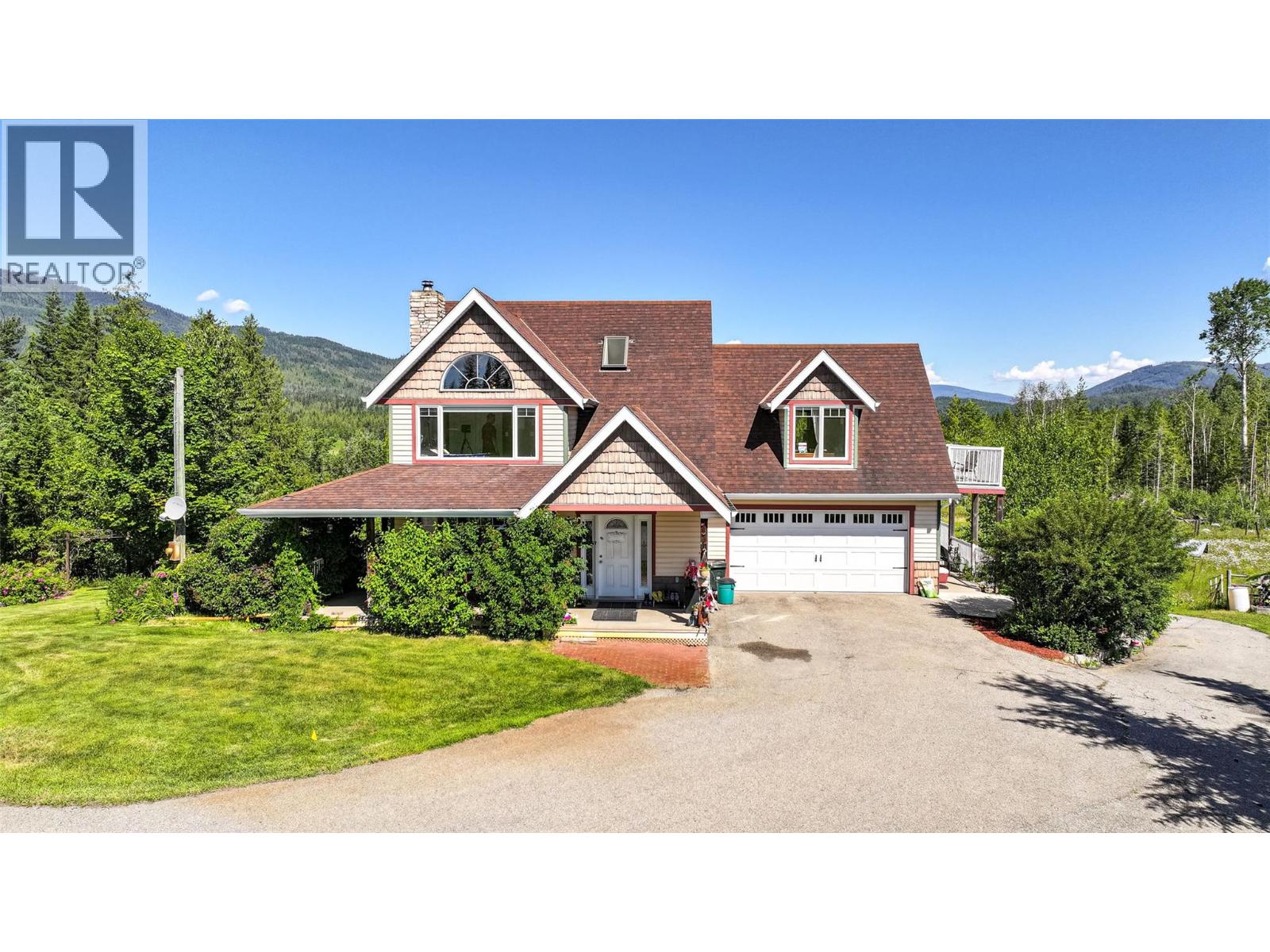  9255 Firehall Frontage Road, Salmon Arm