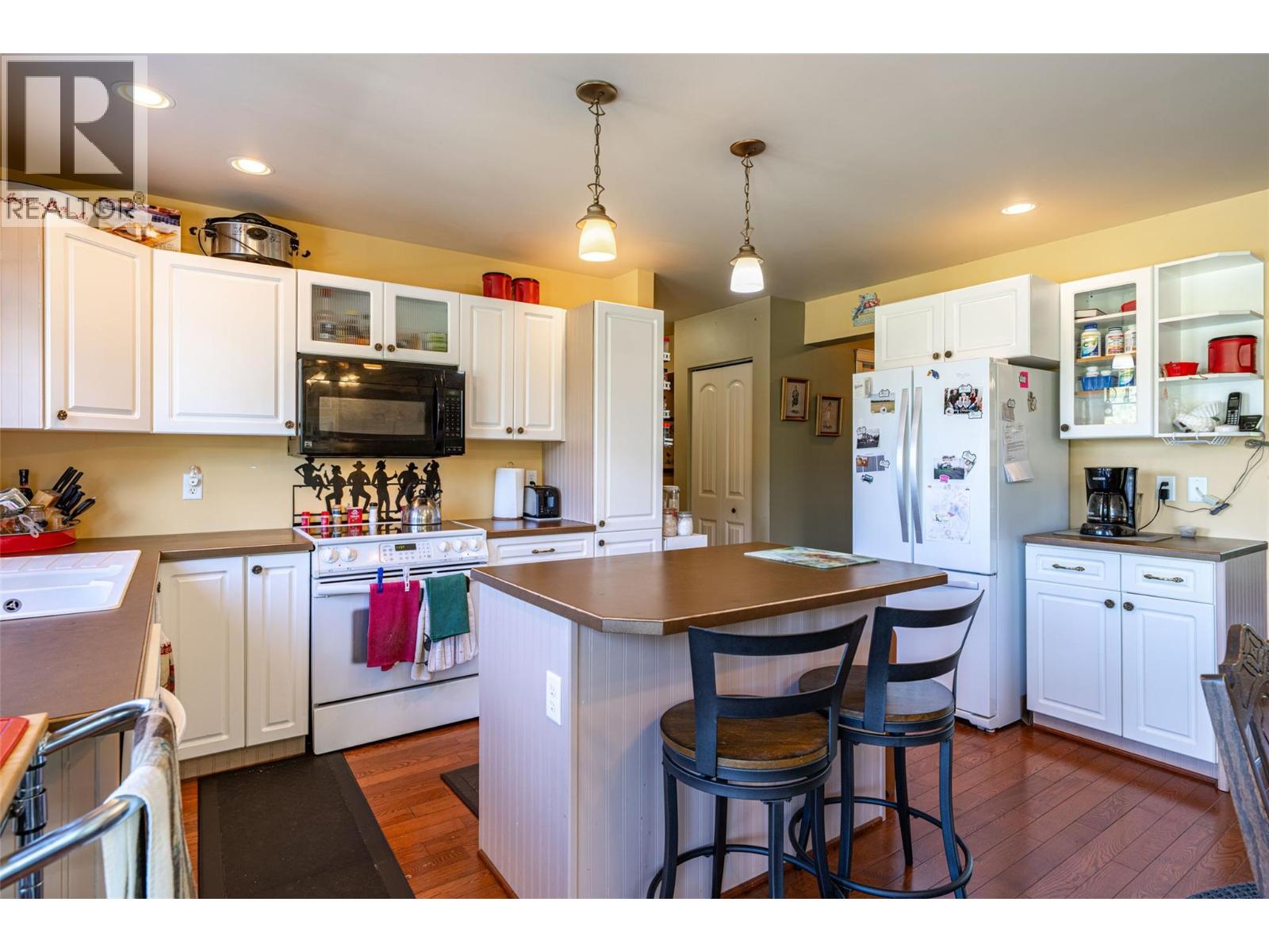 9255 Firehall Frontage Road - 12