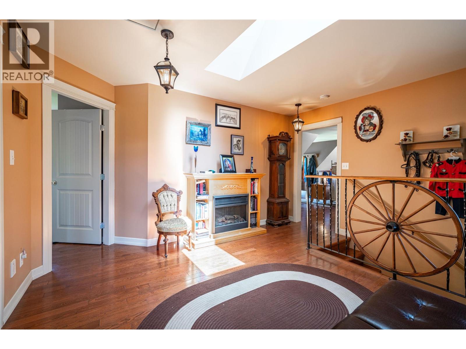  9255 Firehall Frontage Road, Salmon Arm
