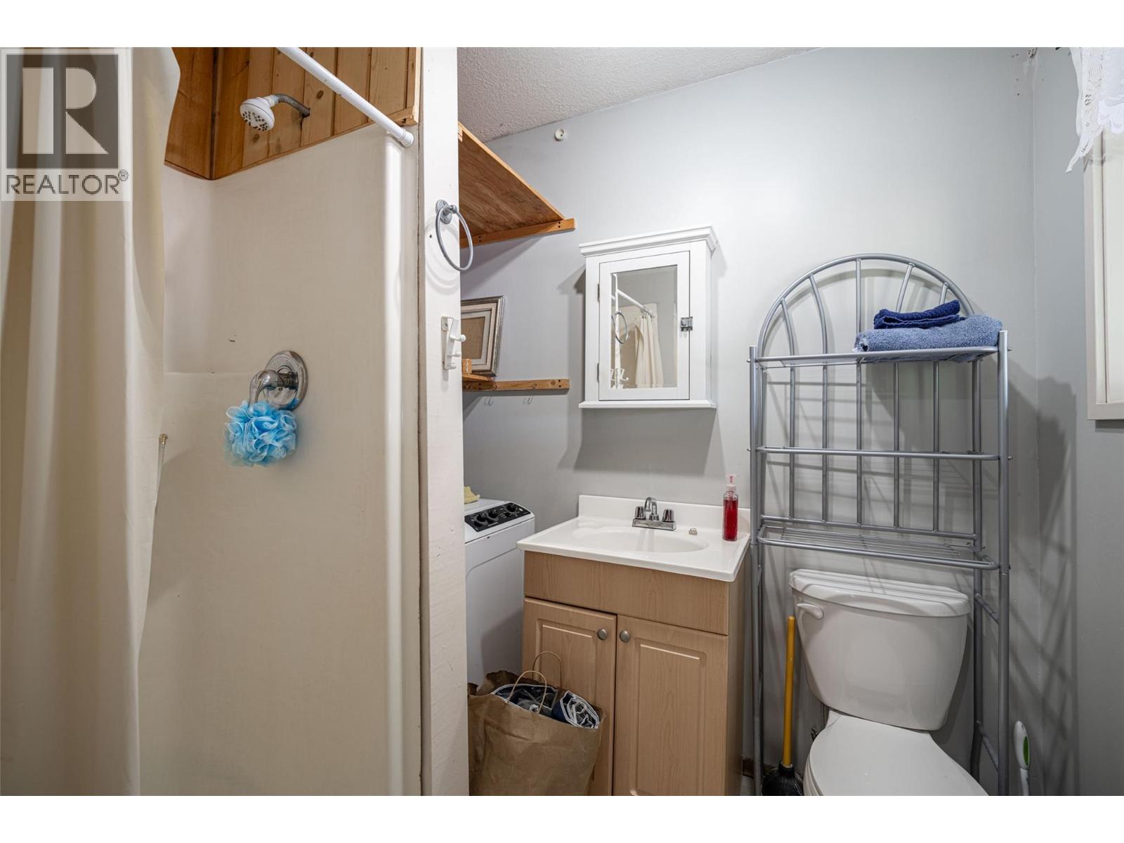 9255 Firehall Frontage Road - 65