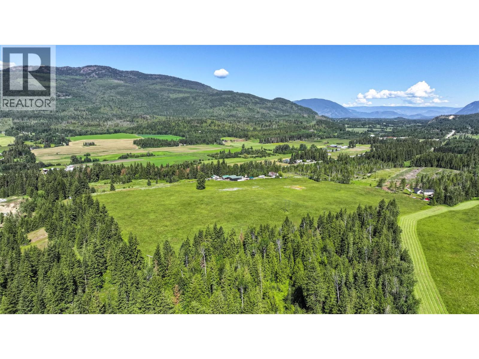  9255 Firehall Frontage Road, Salmon Arm