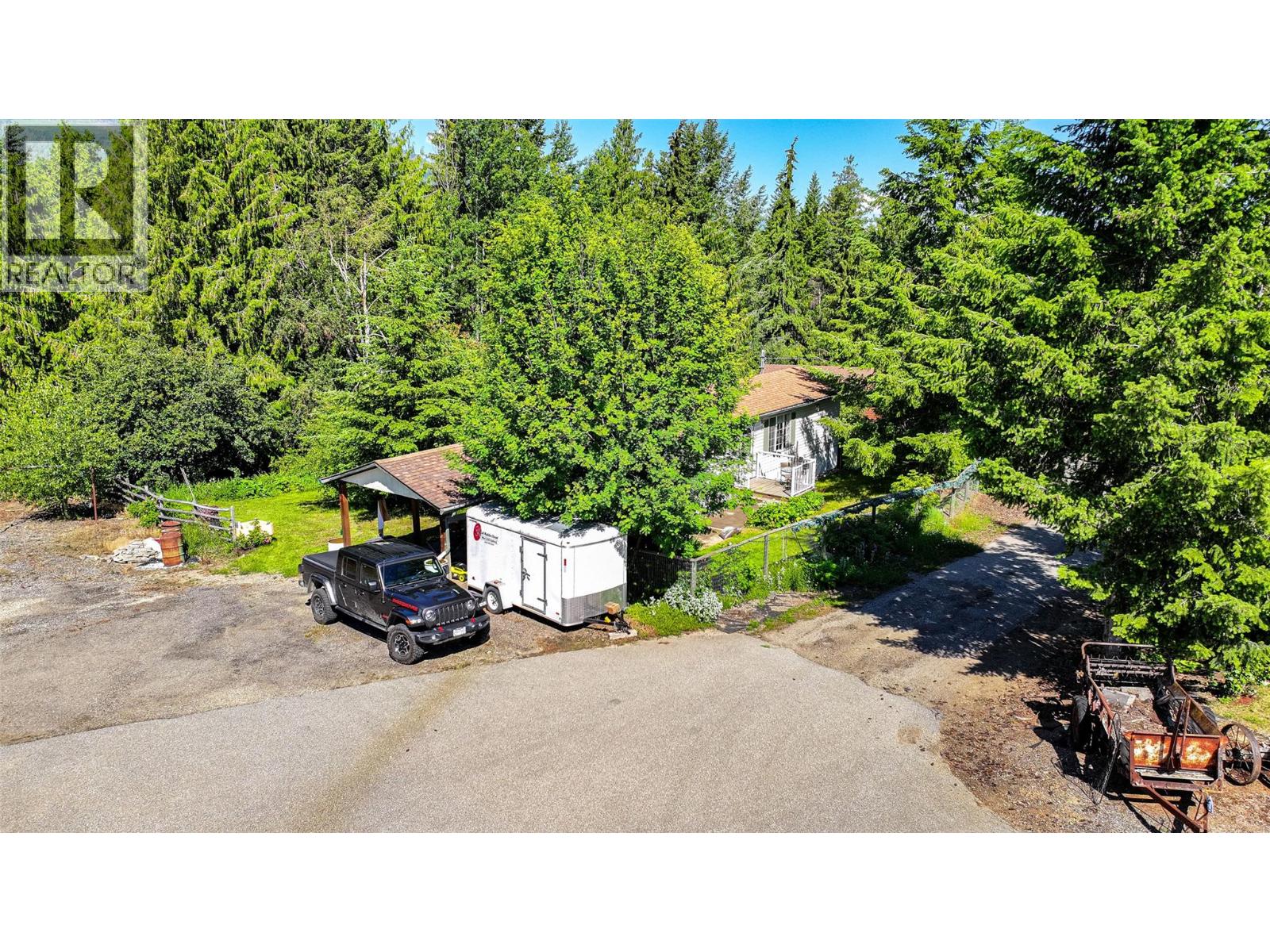 9255 Firehall Frontage Road - 77