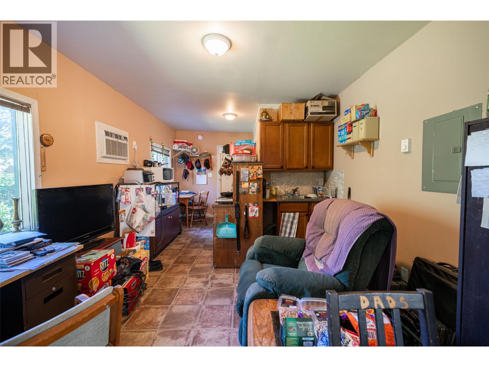 9255 Firehall Frontage Road - 72