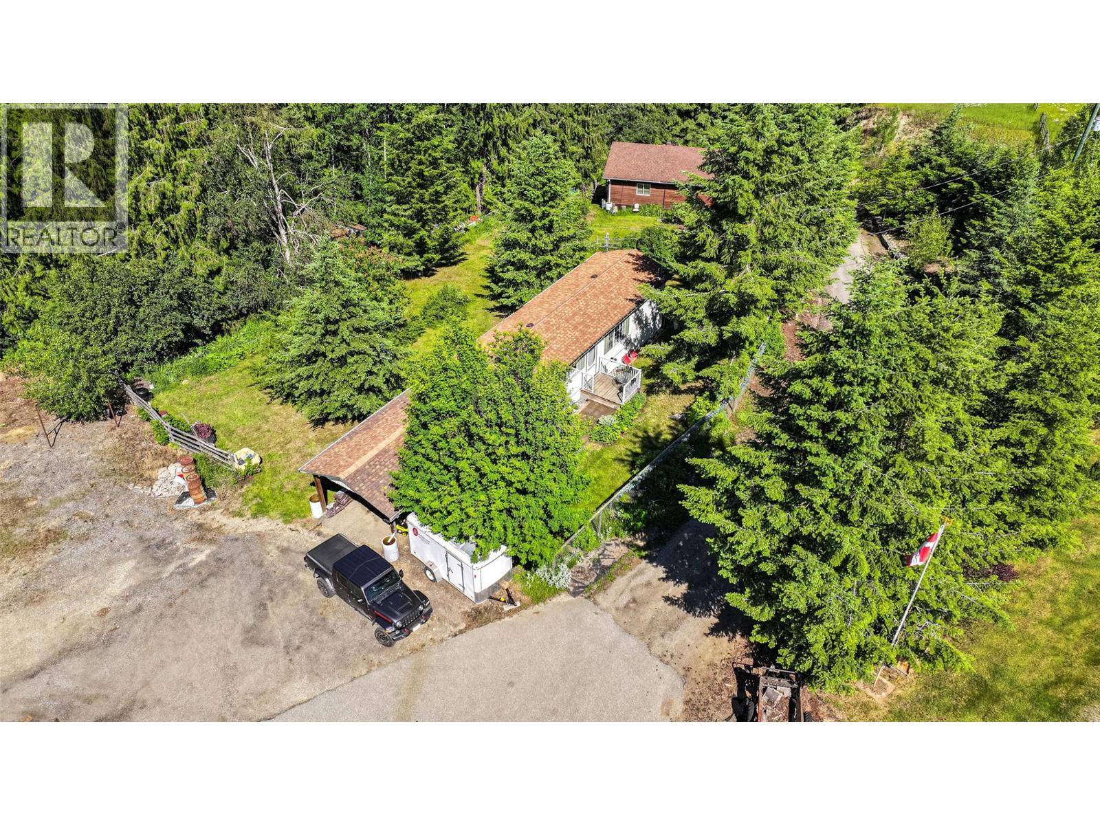  9255 Firehall Frontage Road, Salmon Arm