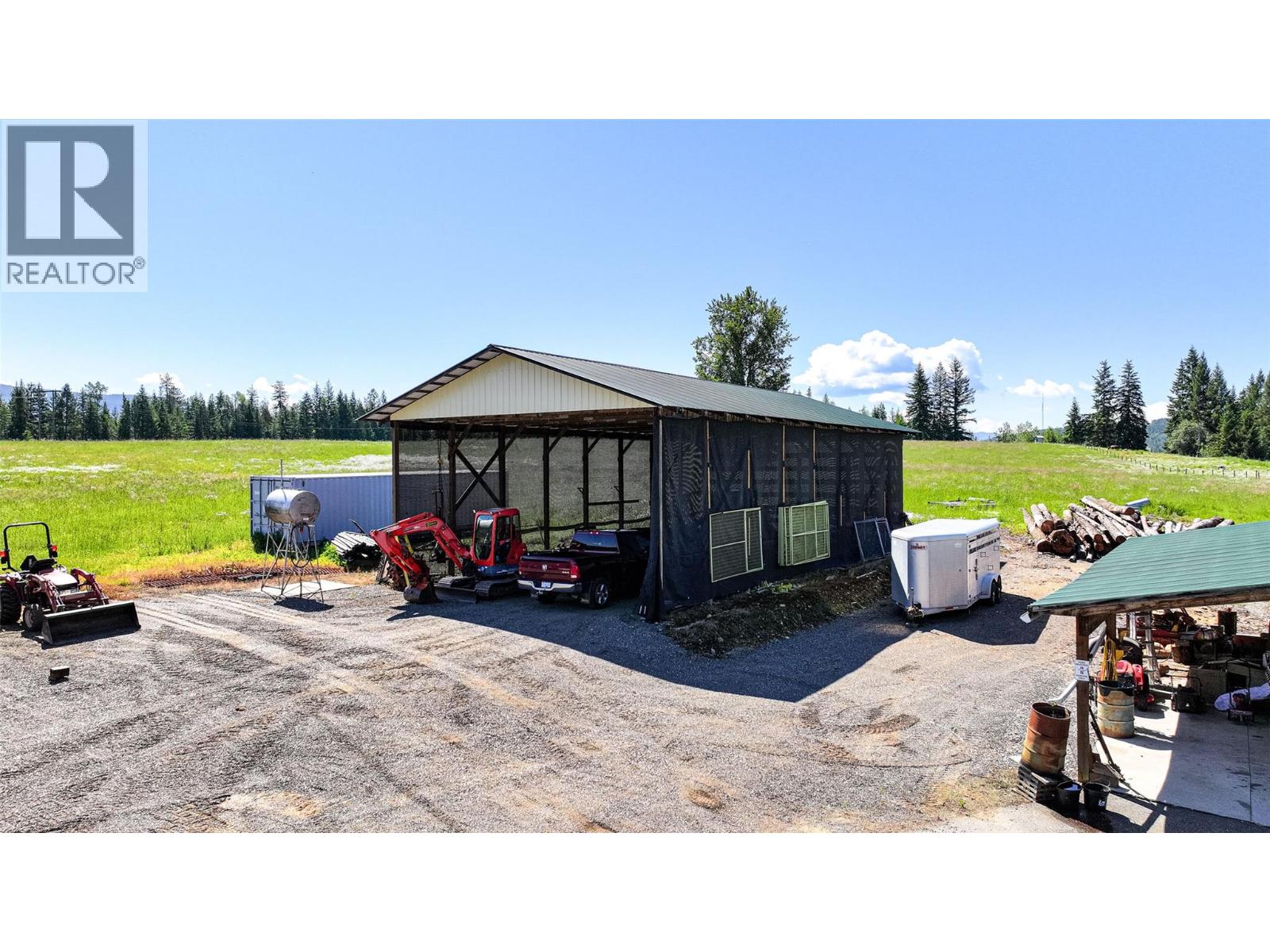  9255 Firehall Frontage Road, Salmon Arm