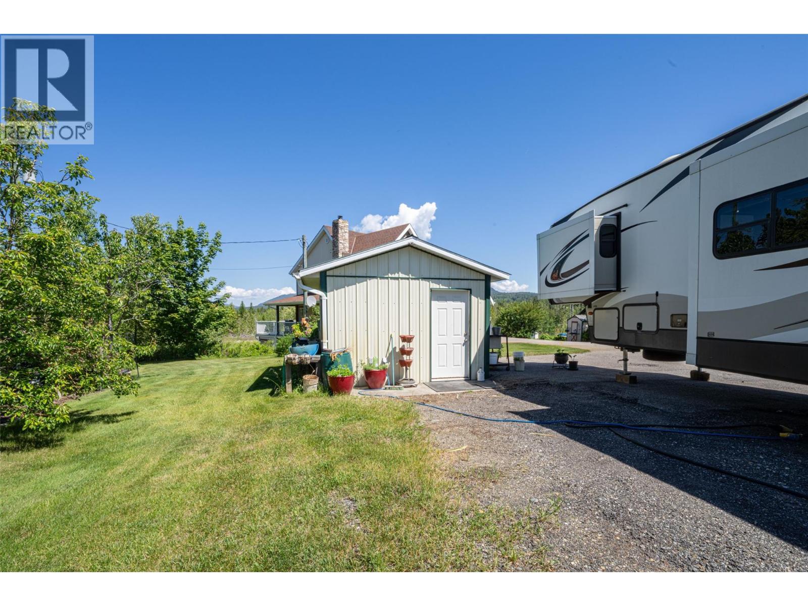  9255 Firehall Frontage Road, Salmon Arm