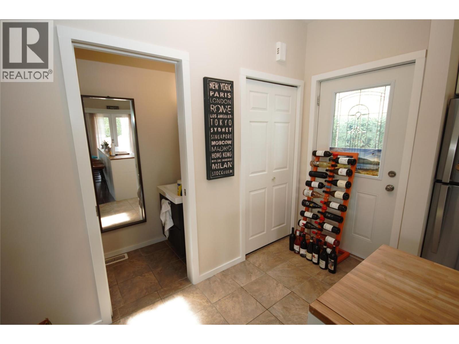 6466 PARK Drive, Oliver