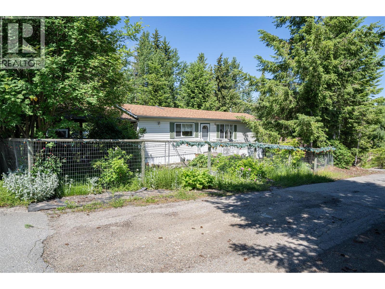 9255 Firehall Frontage Road - 60