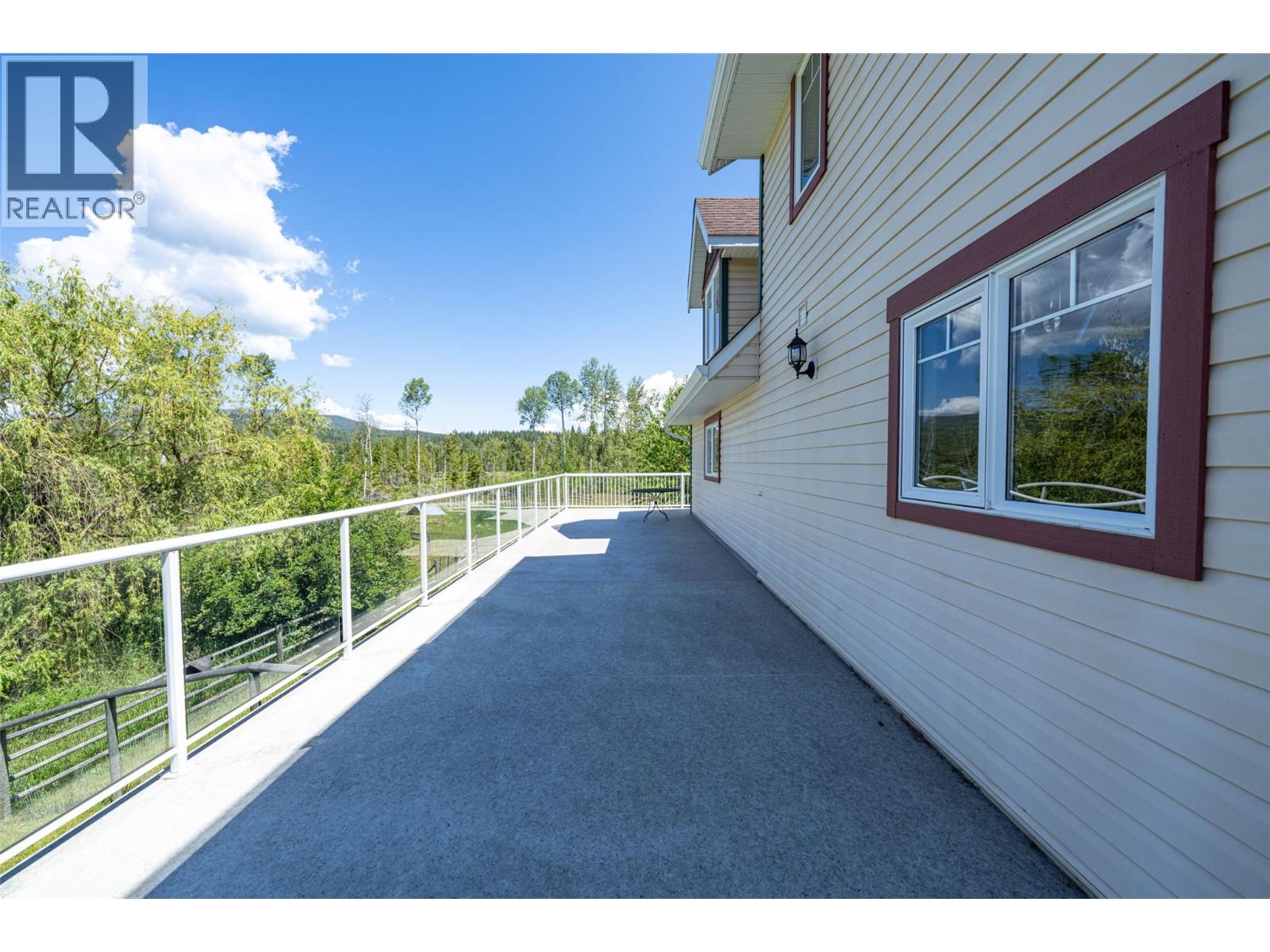  9255 Firehall Frontage Road, Salmon Arm