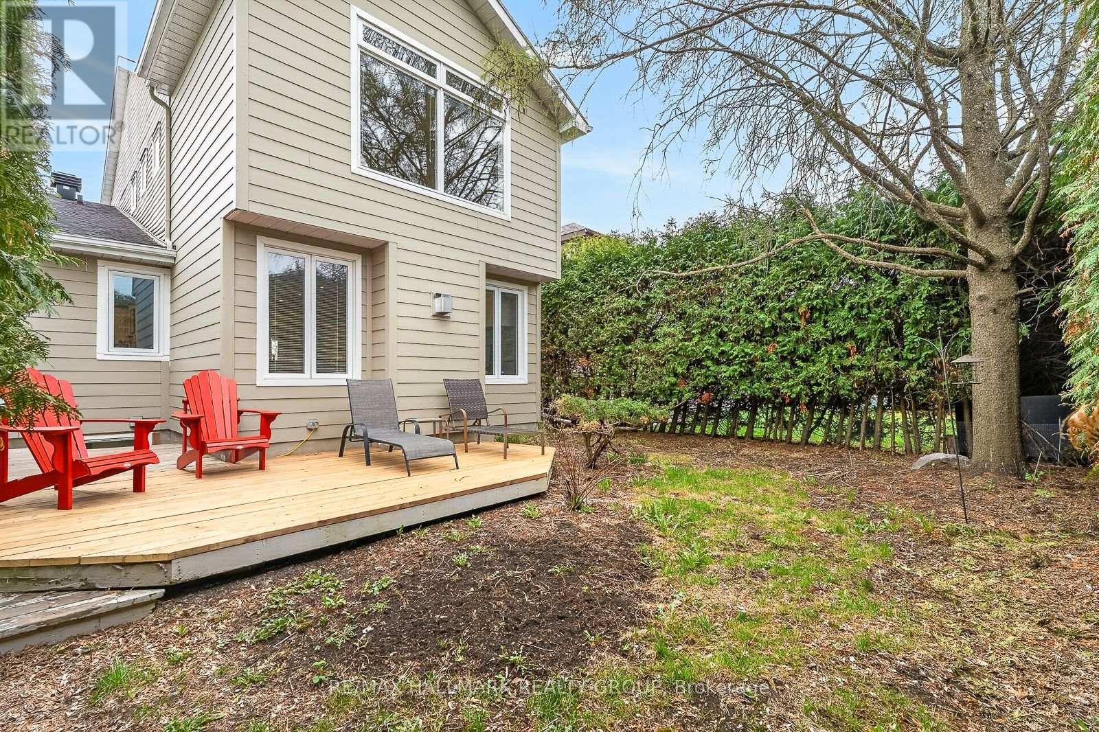 1298 FAMLIT COURT - 48