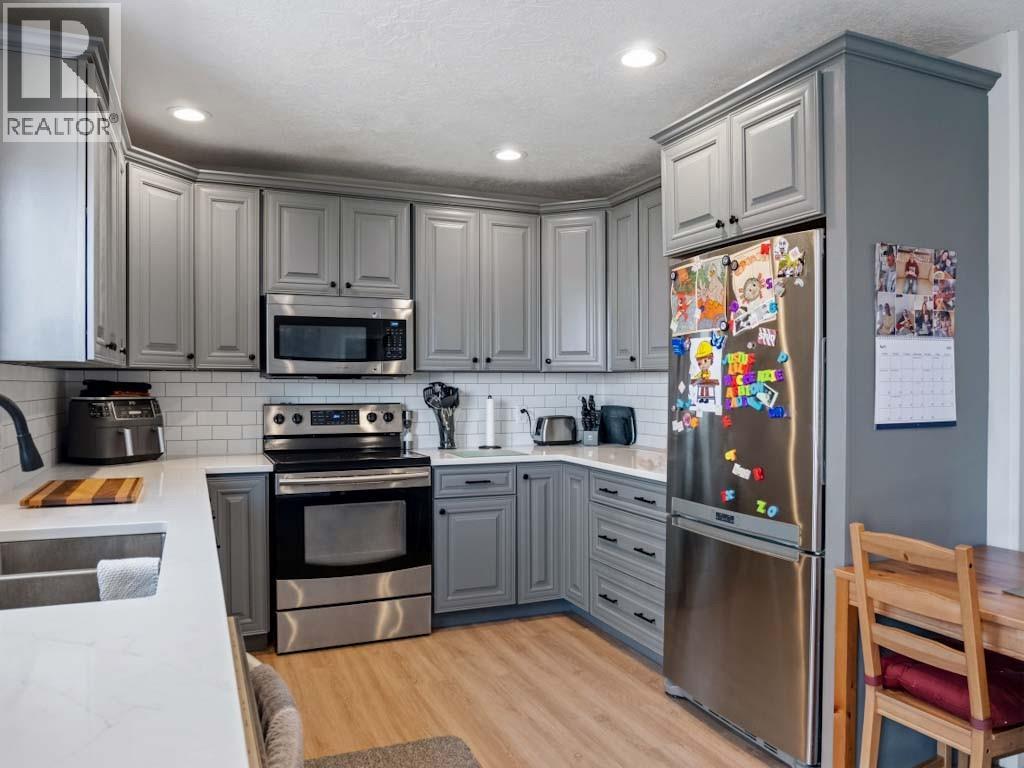 911 Elkridge Trail - 66