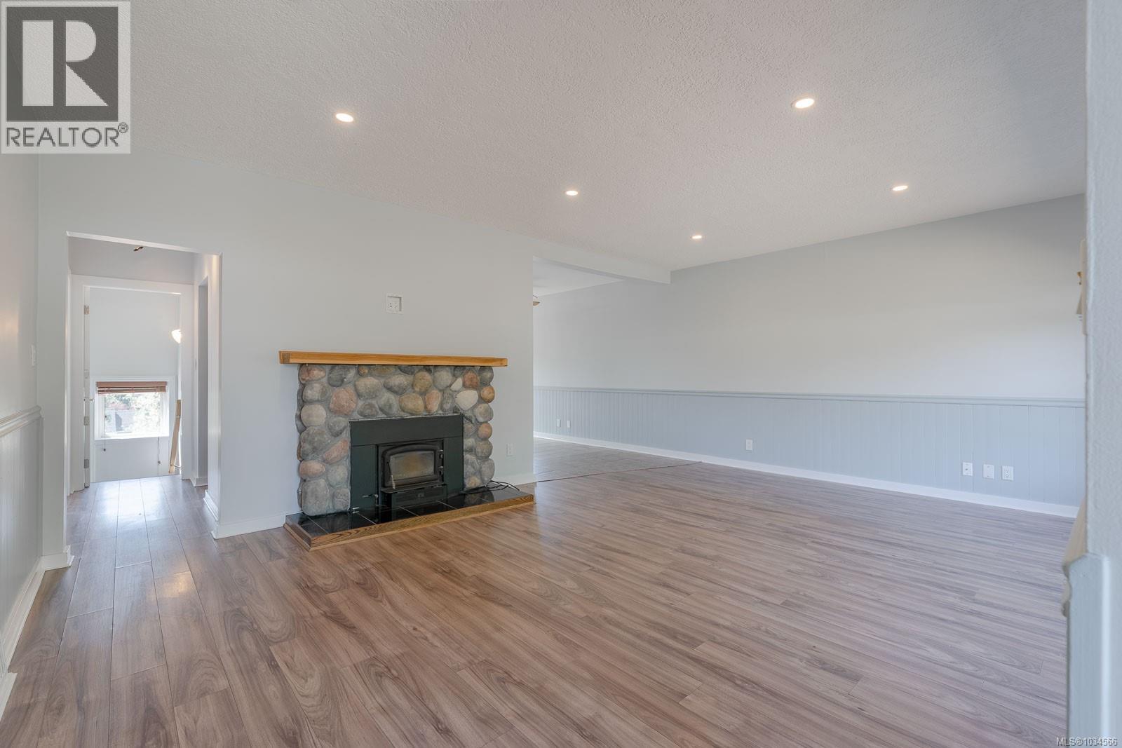4836 Redford St - 9