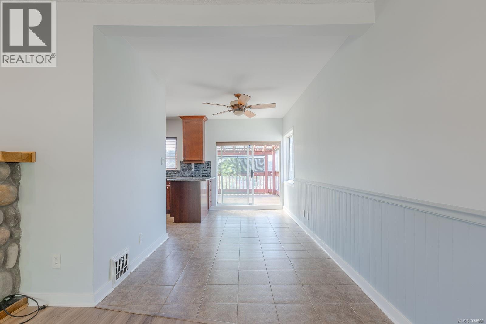 4836 Redford St - 13