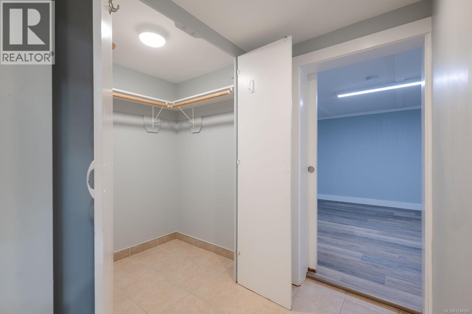 4836 Redford St - 40