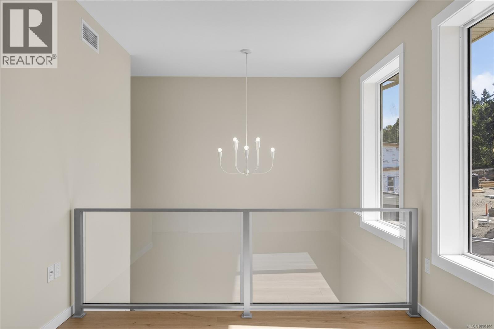 #8 152 Marina View Dr - 18