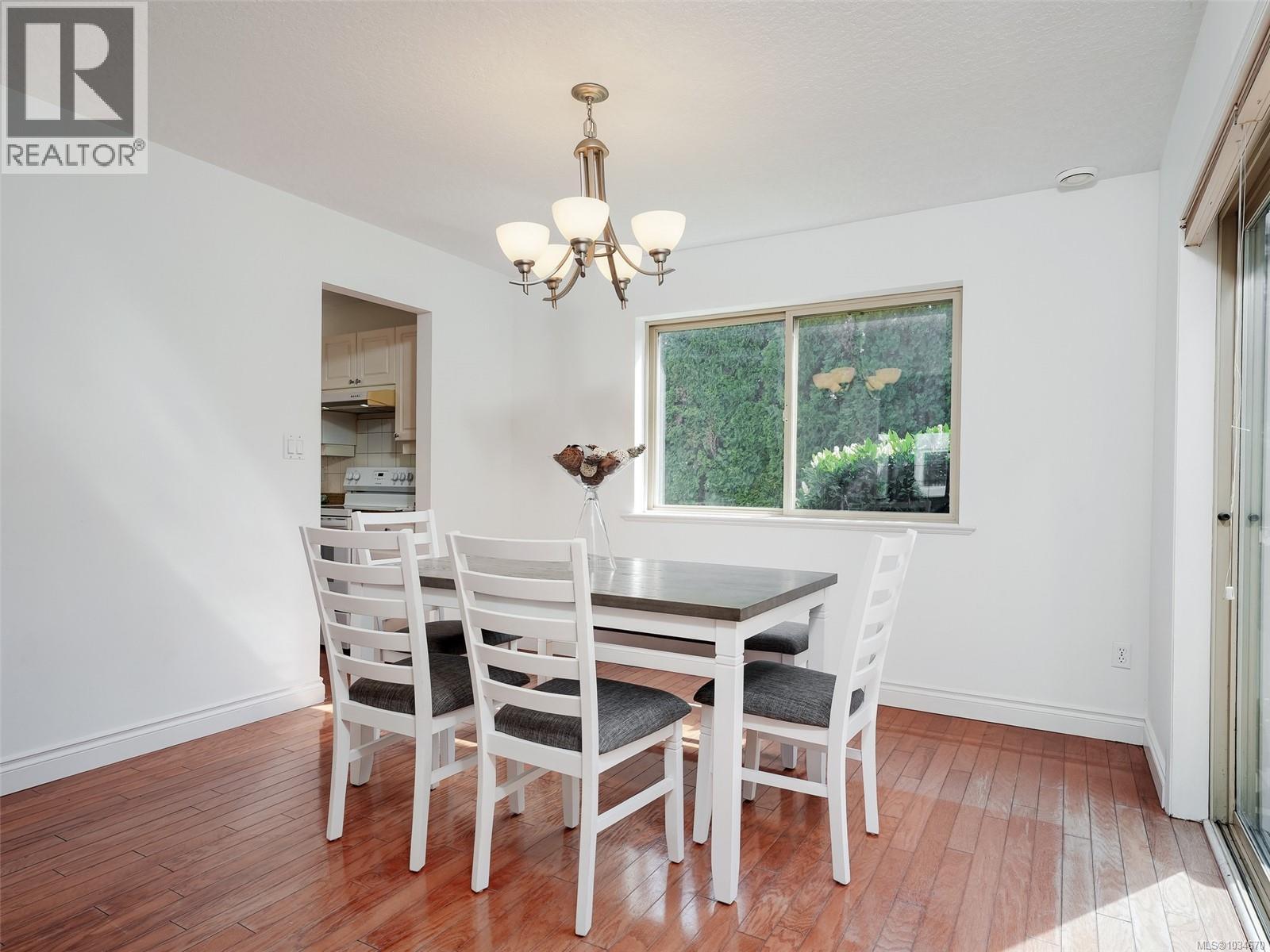 #6 1809 McKenzie Ave - 17