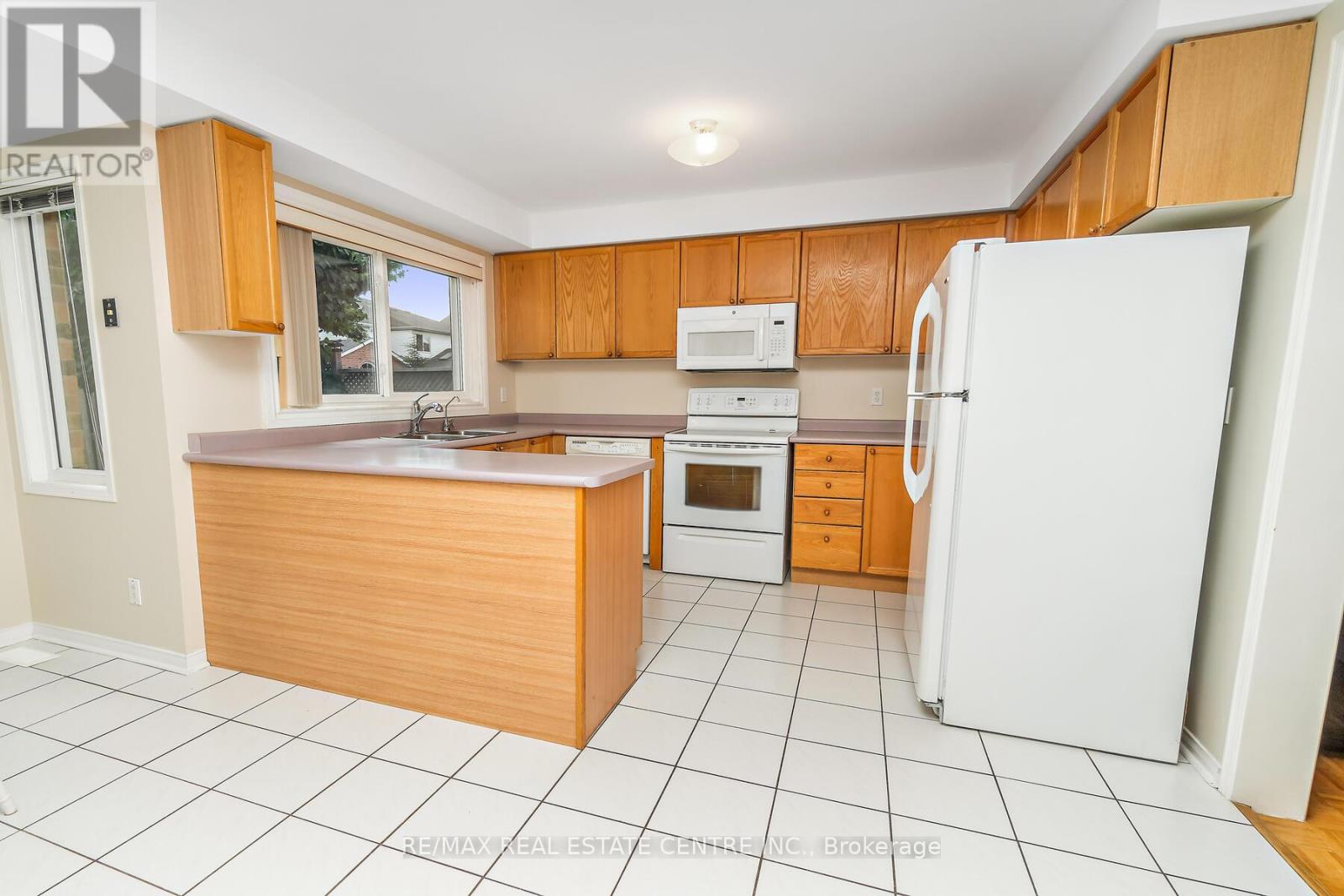 7 CURRY CRESCENT - 10