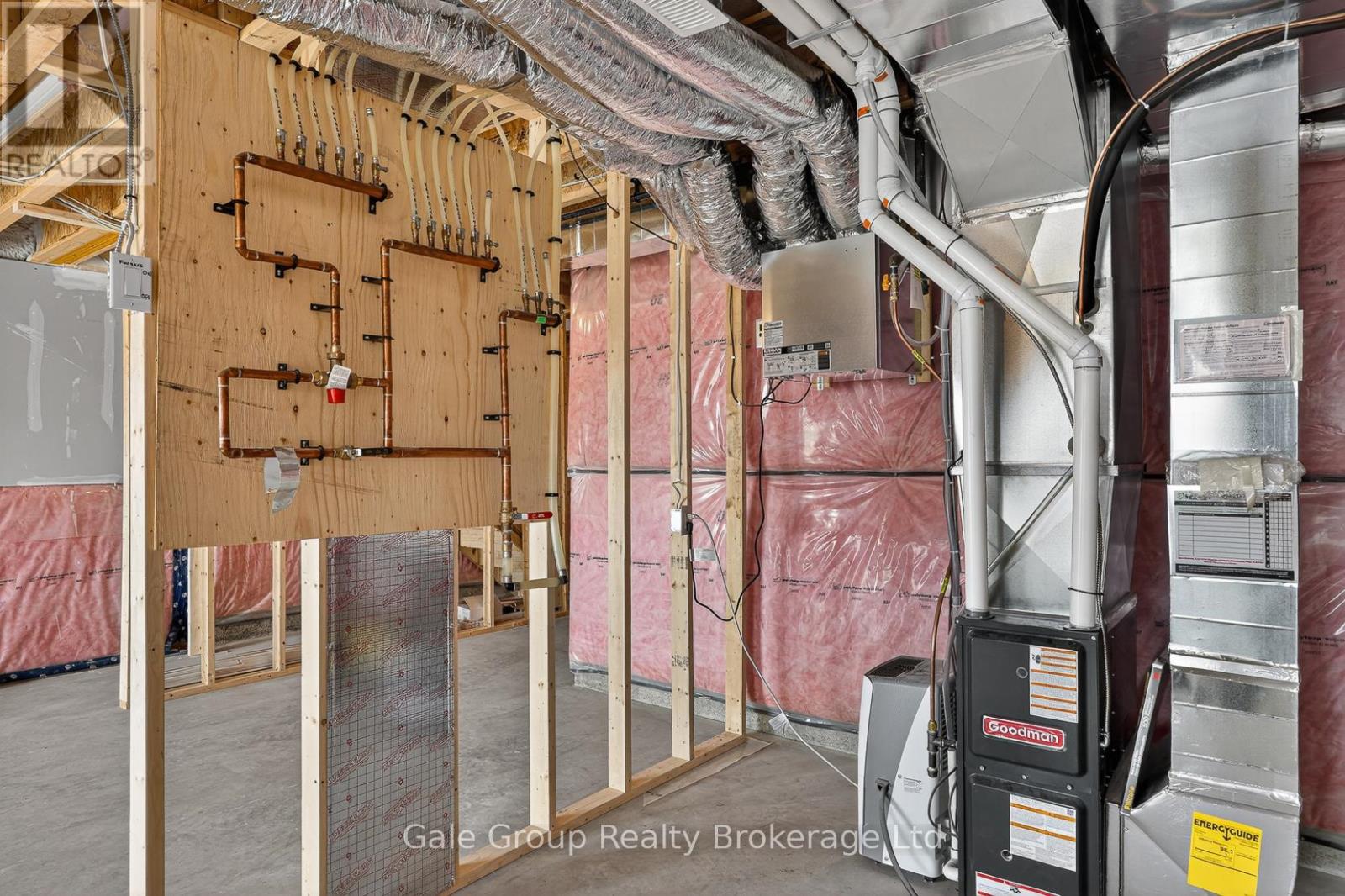 463 GILLESPIE STREET - 36